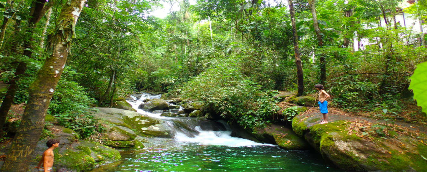 Cachoeira Poço das Esmeraldas